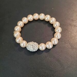 RMN Pearl Rhinestone Stretch Bracelet